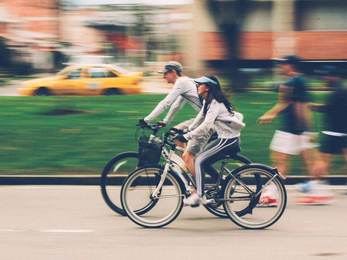 Mastering Urban Cycling Routes: A Guide to Safe and Efficient City Riding